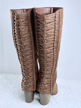 Retro Y2K Fergalicious Boots with Braided Back Size 8 Western Burlesque Rodeo